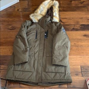 Spire by Galaxy brand NEW women’s winter coat 3XL